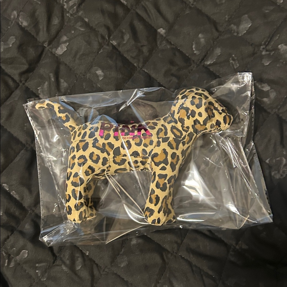 WILD PINK cheetah VS dog